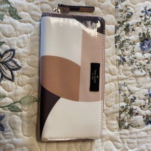 Kaye spade wallet